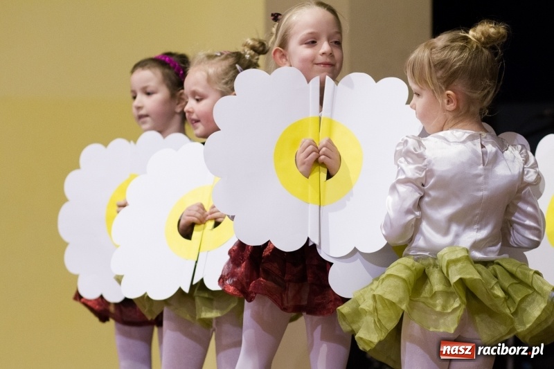 Zdjęcie w galerii na portalu naszraciborz.pl: Kiermasz Wielkanocny w Krzanowicach FOTO  wiadomości z regionu