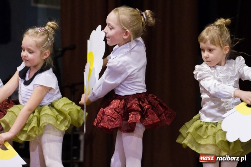 Zdjęcie w galerii na portalu naszraciborz.pl: Kiermasz Wielkanocny w Krzanowicach FOTO  wiadomości z regionu