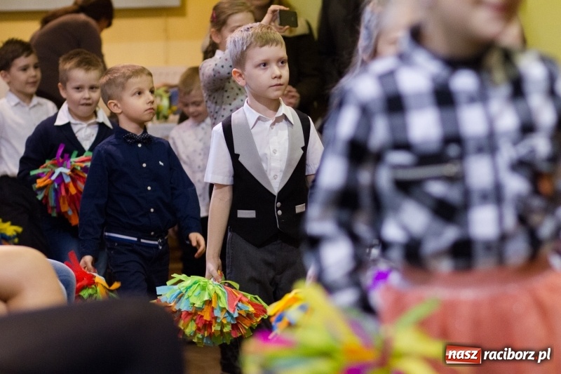 Zdjęcie w galerii na portalu naszraciborz.pl: Kiermasz Wielkanocny w Krzanowicach FOTO  wiadomości z regionu