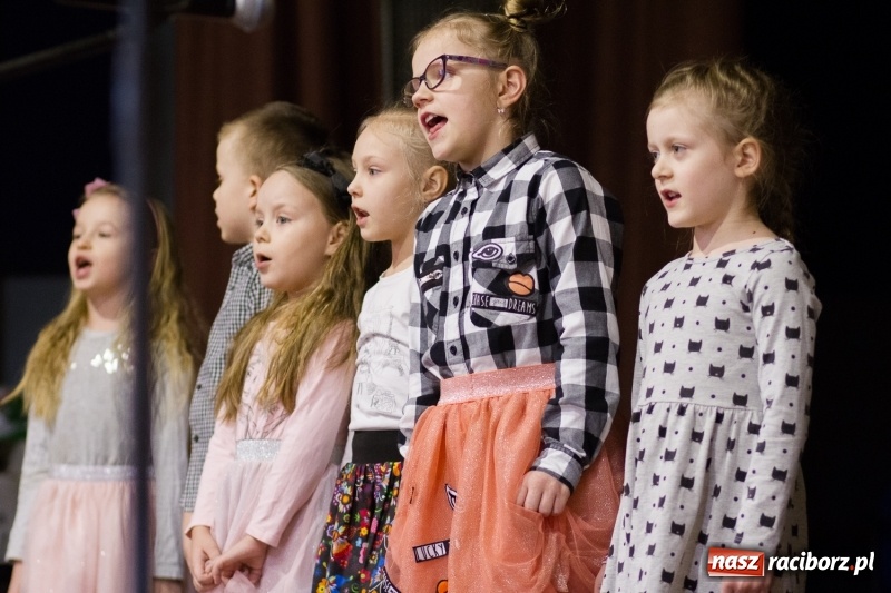 Zdjęcie w galerii na portalu naszraciborz.pl: Kiermasz Wielkanocny w Krzanowicach FOTO  wiadomości z regionu