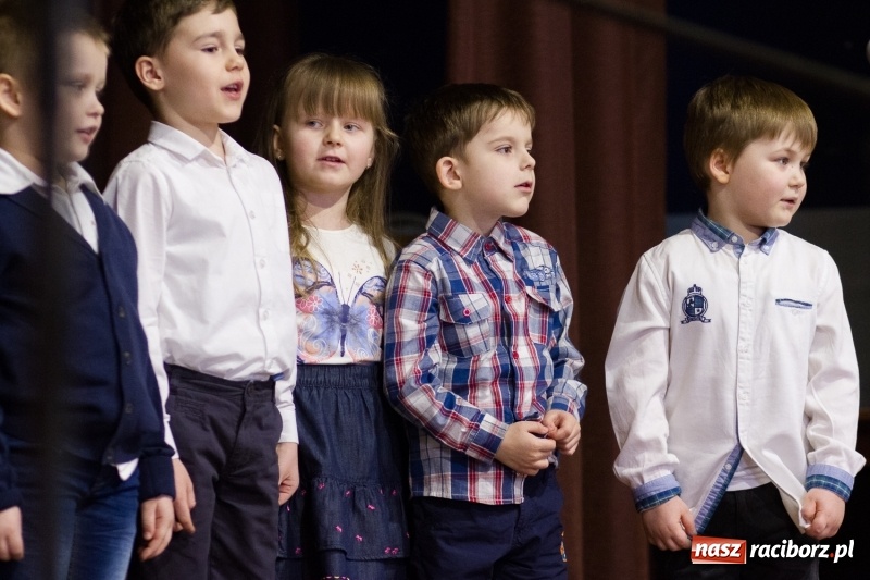 Zdjęcie w galerii na portalu naszraciborz.pl: Kiermasz Wielkanocny w Krzanowicach FOTO  wiadomości z regionu