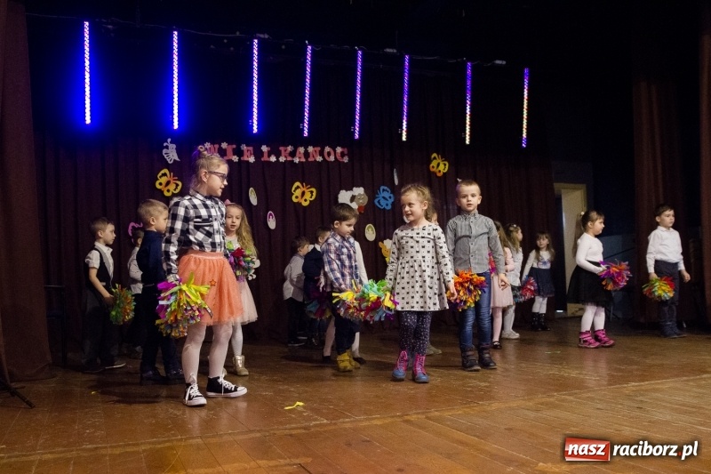 Zdjęcie w galerii na portalu naszraciborz.pl: Kiermasz Wielkanocny w Krzanowicach FOTO  wiadomości z regionu