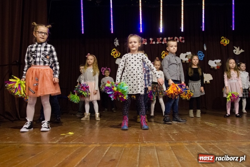 Zdjęcie w galerii na portalu naszraciborz.pl: Kiermasz Wielkanocny w Krzanowicach FOTO  wiadomości z regionu