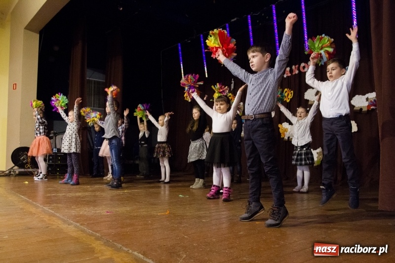 Zdjęcie w galerii na portalu naszraciborz.pl: Kiermasz Wielkanocny w Krzanowicach FOTO  wiadomości z regionu