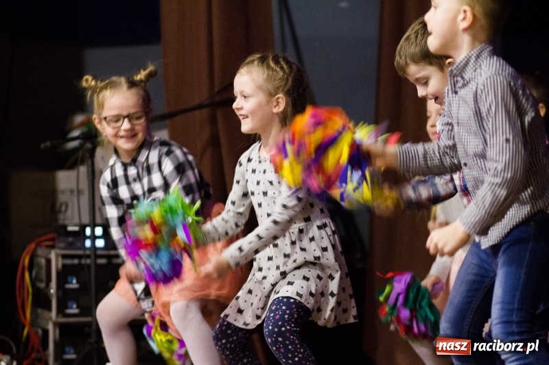 Zdjęcie w galerii na portalu naszraciborz.pl: Kiermasz Wielkanocny w Krzanowicach FOTO  wiadomości z regionu