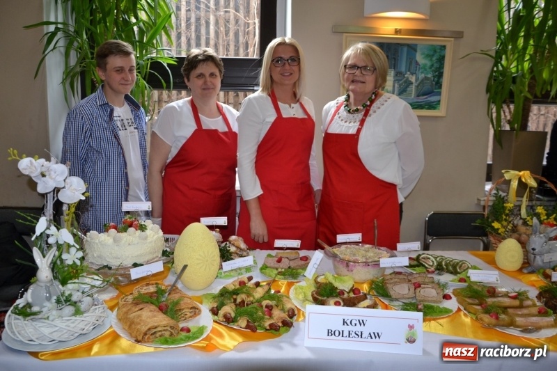Zdjęcie w galerii na portalu naszraciborz.pl: Kiermasz Wielkanocny w Tworkowie WIDEO wiadomości z regionu