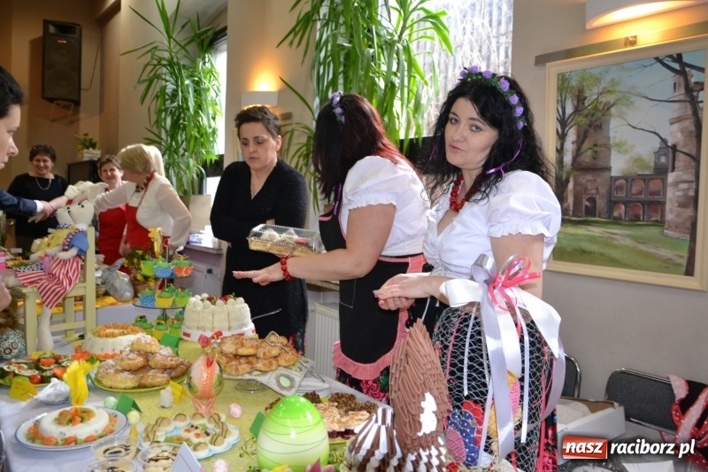 Zdjęcie w galerii na portalu naszraciborz.pl: Kiermasz Wielkanocny w Tworkowie WIDEO wiadomości z regionu