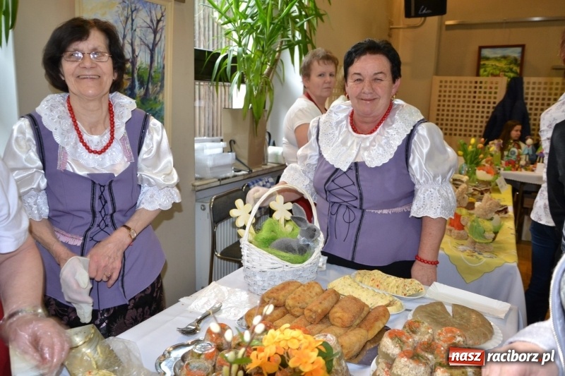 Zdjęcie w galerii na portalu naszraciborz.pl: Kiermasz Wielkanocny w Tworkowie WIDEO wiadomości z regionu