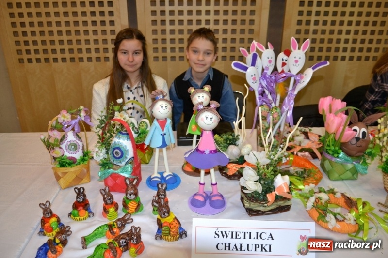 Zdjęcie w galerii na portalu naszraciborz.pl: Kiermasz Wielkanocny w Tworkowie WIDEO wiadomości z regionu