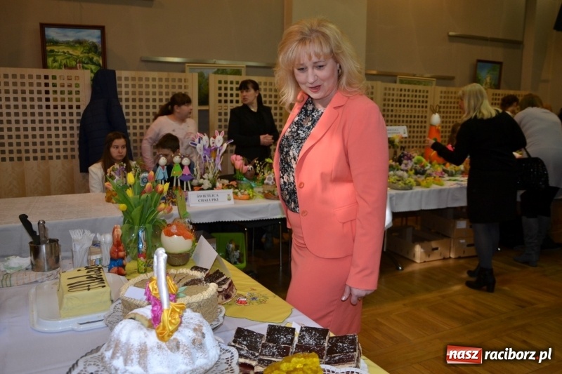 Zdjęcie w galerii na portalu naszraciborz.pl: Kiermasz Wielkanocny w Tworkowie WIDEO wiadomości z regionu