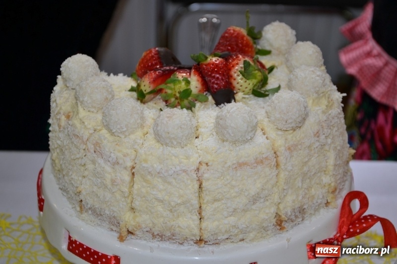 Zdjęcie w galerii na portalu naszraciborz.pl: Kiermasz Wielkanocny w Tworkowie WIDEO wiadomości z regionu