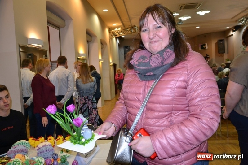 Zdjęcie w galerii na portalu naszraciborz.pl: Kiermasz Wielkanocny w Tworkowie WIDEO wiadomości z regionu