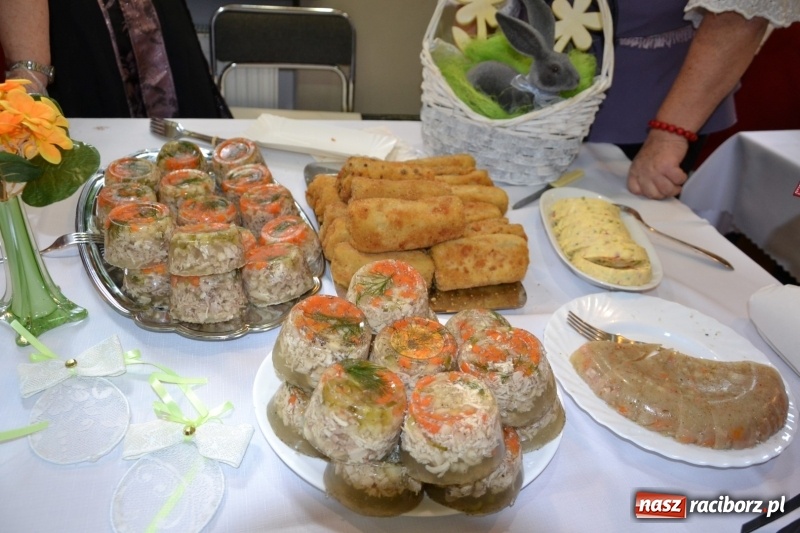 Zdjęcie w galerii na portalu naszraciborz.pl: Kiermasz Wielkanocny w Tworkowie WIDEO wiadomości z regionu