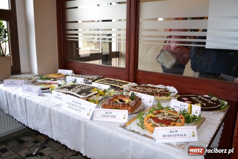 Zdjęcie w galerii na portalu naszraciborz.pl: Kiermasz Wielkanocny w Tworkowie WIDEO wiadomości z regionu