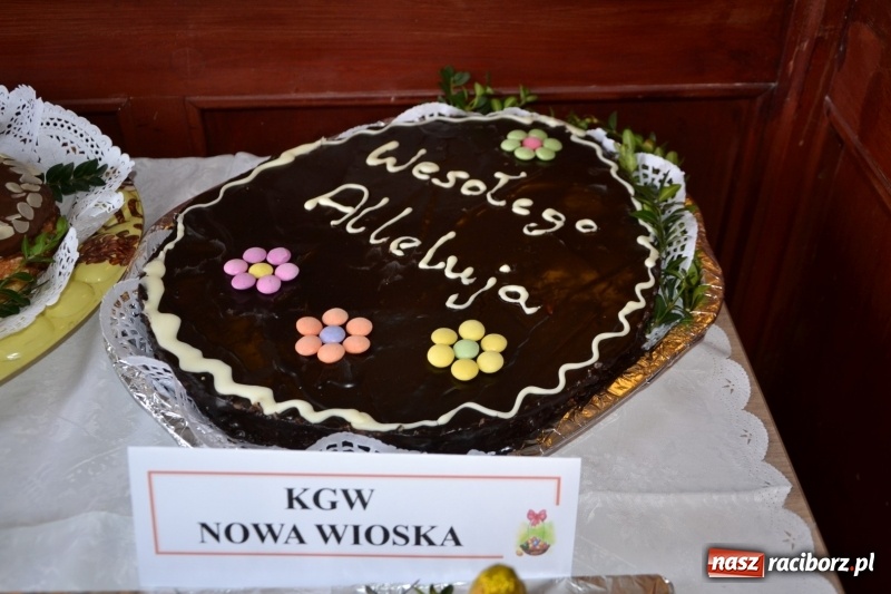 Zdjęcie w galerii na portalu naszraciborz.pl: Kiermasz Wielkanocny w Tworkowie WIDEO wiadomości z regionu