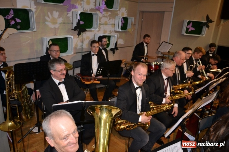 Zdjęcie w galerii na portalu naszraciborz.pl: Kiermasz Wielkanocny w Tworkowie WIDEO wiadomości z regionu