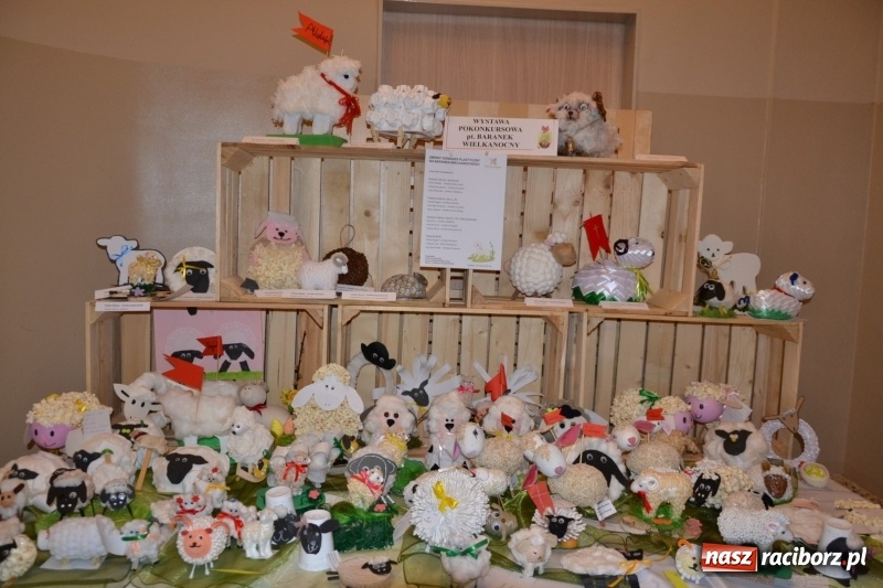 Zdjęcie w galerii na portalu naszraciborz.pl: Kiermasz Wielkanocny w Tworkowie WIDEO wiadomości z regionu