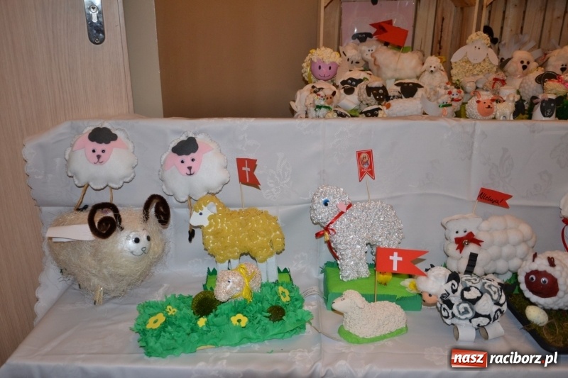 Zdjęcie w galerii na portalu naszraciborz.pl: Kiermasz Wielkanocny w Tworkowie WIDEO wiadomości z regionu