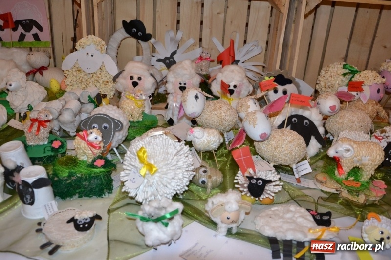 Zdjęcie w galerii na portalu naszraciborz.pl: Kiermasz Wielkanocny w Tworkowie WIDEO wiadomości z regionu