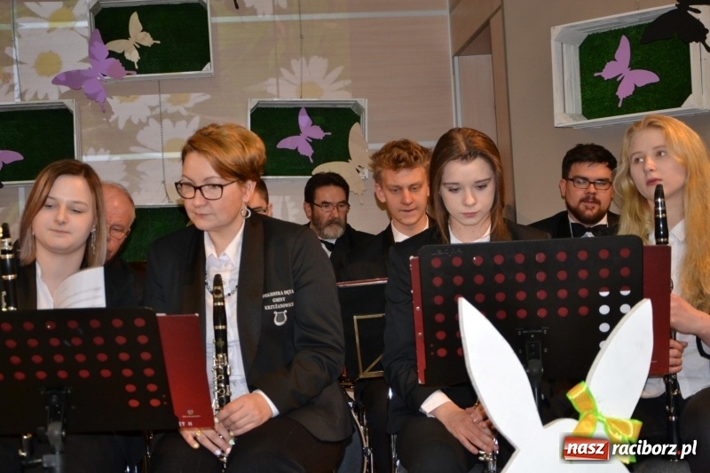 Zdjęcie w galerii na portalu naszraciborz.pl: Kiermasz Wielkanocny w Tworkowie WIDEO wiadomości z regionu