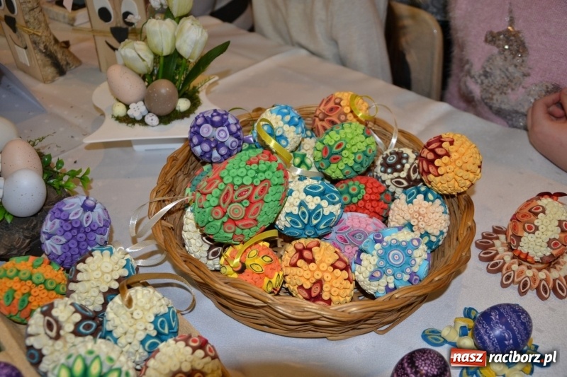 Zdjęcie w galerii na portalu naszraciborz.pl: Kiermasz Wielkanocny w Tworkowie WIDEO wiadomości z regionu
