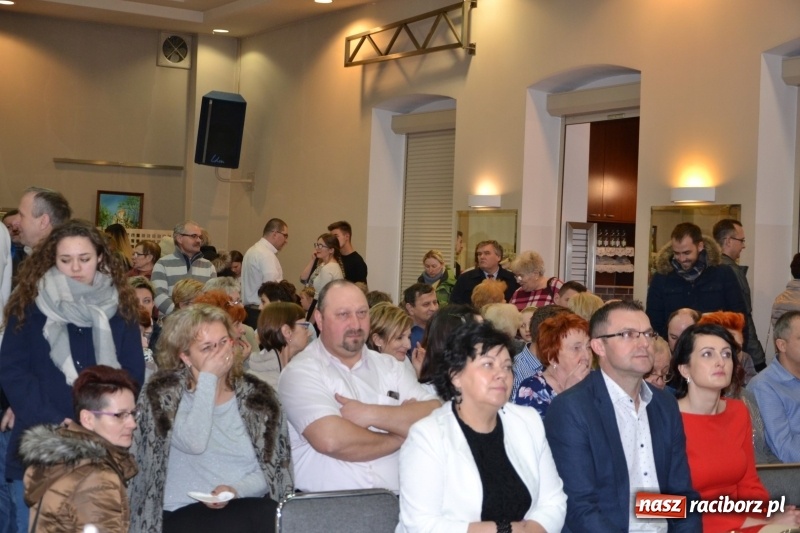 Zdjęcie w galerii na portalu naszraciborz.pl: Kiermasz Wielkanocny w Tworkowie WIDEO wiadomości z regionu