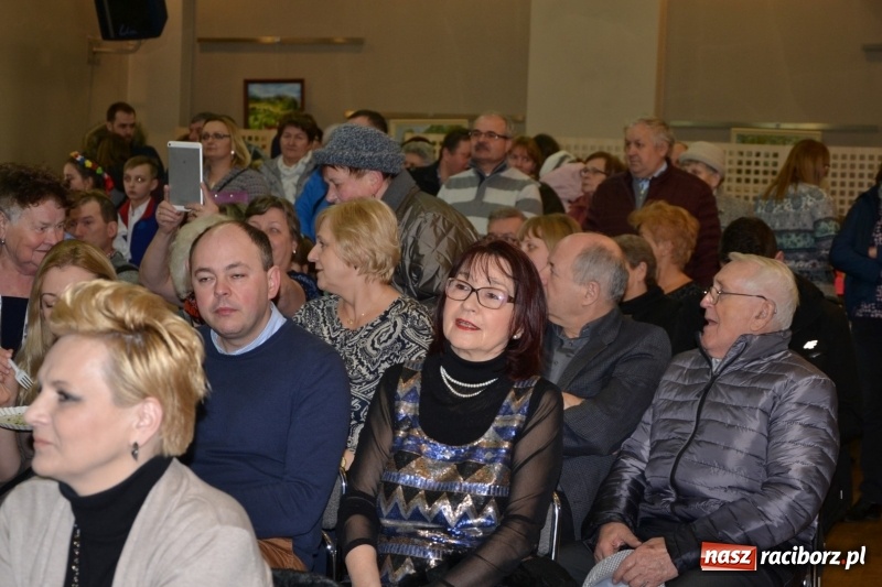 Zdjęcie w galerii na portalu naszraciborz.pl: Kiermasz Wielkanocny w Tworkowie WIDEO wiadomości z regionu