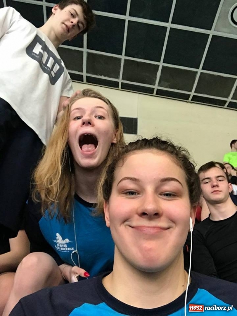 Zdjęcie w galerii na portalu naszraciborz.pl: Pływanie.  Sukcesy ZSOMS w Ołomuńcu wiadomości z regionu