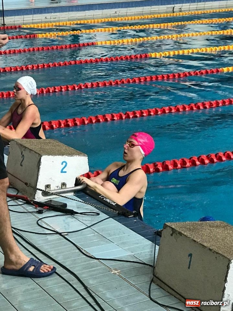 Zdjęcie w galerii na portalu naszraciborz.pl: Pływanie.  Sukcesy ZSOMS w Ołomuńcu wiadomości z regionu