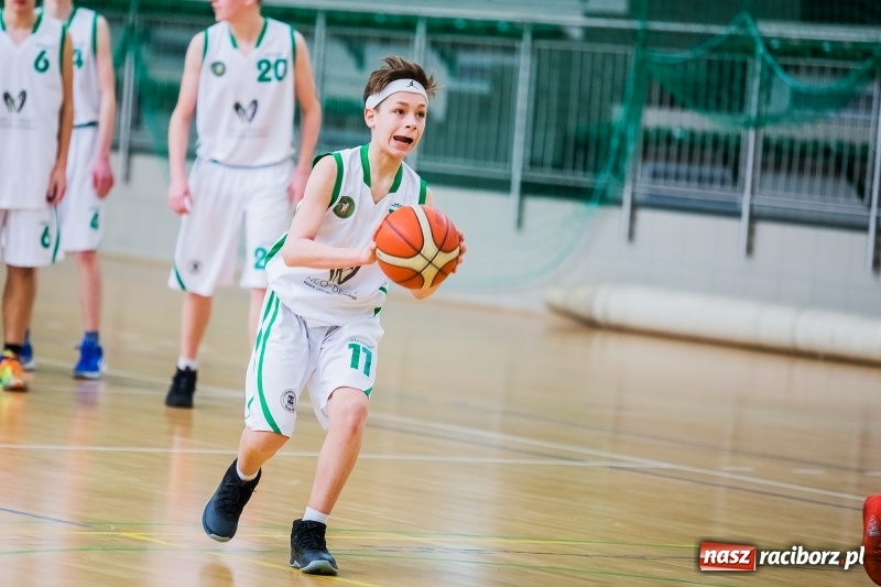 Zdjęcie w galerii na portalu naszraciborz.pl: Finały miejskie w koszykówce chłopców szkół podstawowych wiadomości z regionu