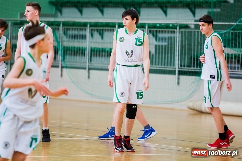Zdjęcie w galerii na portalu naszraciborz.pl: Finały miejskie w koszykówce chłopców szkół podstawowych wiadomości z regionu