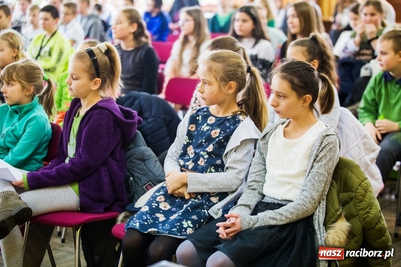 Zdjęcie w galerii na portalu naszraciborz.pl: Gminny Konkurs Piosenki Religijnej w Borucinie  wiadomości z regionu