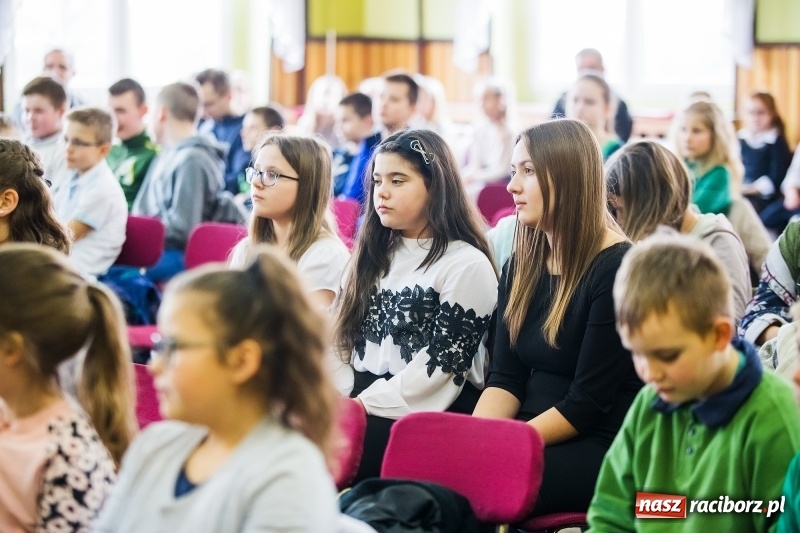 Zdjęcie w galerii na portalu naszraciborz.pl: Gminny Konkurs Piosenki Religijnej w Borucinie  wiadomości z regionu