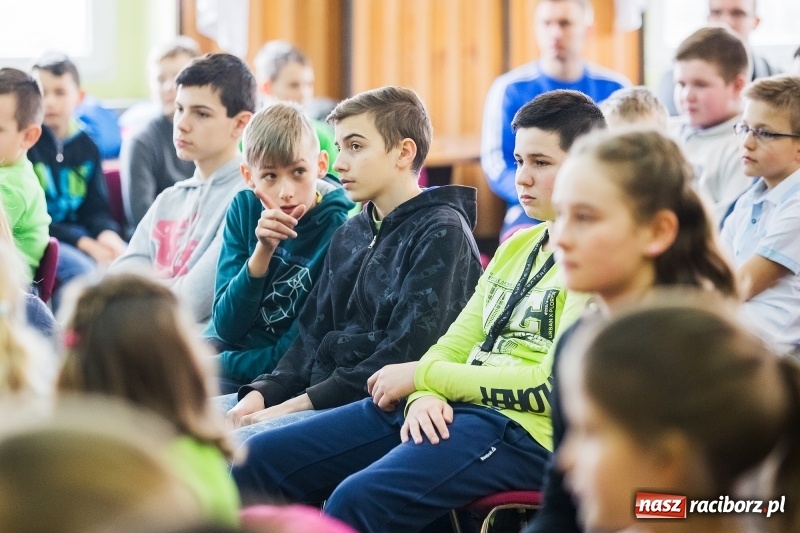 Zdjęcie w galerii na portalu naszraciborz.pl: Gminny Konkurs Piosenki Religijnej w Borucinie  wiadomości z regionu
