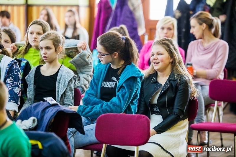 Zdjęcie w galerii na portalu naszraciborz.pl: Gminny Konkurs Piosenki Religijnej w Borucinie  wiadomości z regionu