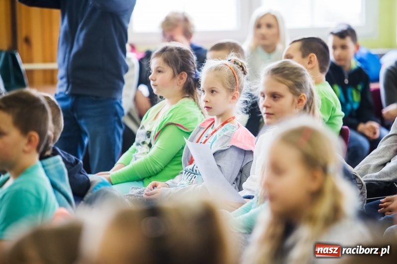 Zdjęcie w galerii na portalu naszraciborz.pl: Gminny Konkurs Piosenki Religijnej w Borucinie  wiadomości z regionu