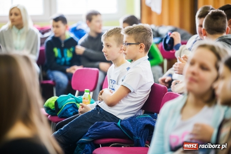 Zdjęcie w galerii na portalu naszraciborz.pl: Gminny Konkurs Piosenki Religijnej w Borucinie  wiadomości z regionu