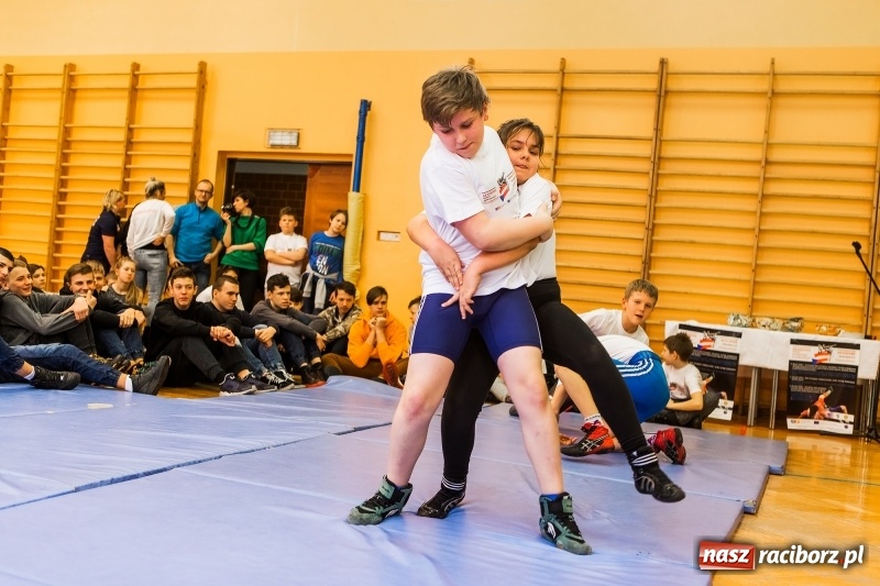 Zdjęcie w galerii na portalu naszraciborz.pl: Akademia sportu zapaśniczego Ryszarda Wolnego wiadomości z regionu