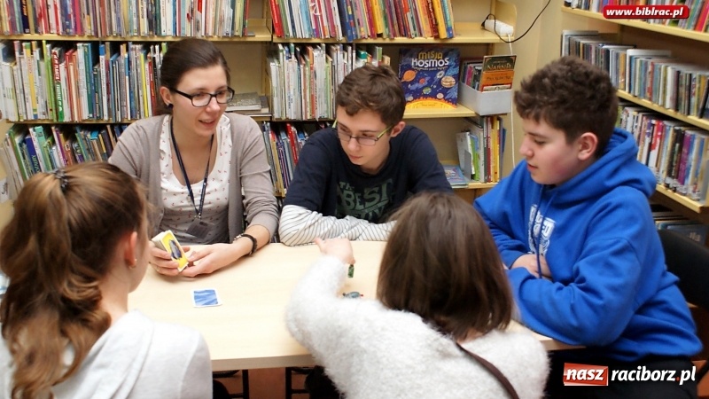 Zdjęcie w galerii na portalu naszraciborz.pl: Pograjmy razem! Japońskie stwory w bibliotece  wiadomości z regionu