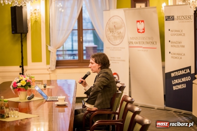 Zdjęcie w galerii na portalu naszraciborz.pl: Konferencja o biznesie z udziałem Michała Kamińskiego, doradcy premiera Morawieckiego wiadomości z regionu