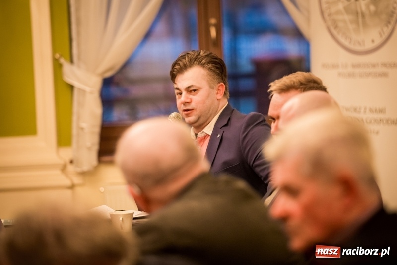 Zdjęcie w galerii na portalu naszraciborz.pl: Konferencja o biznesie z udziałem Michała Kamińskiego, doradcy premiera Morawieckiego wiadomości z regionu
