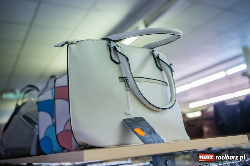 Zdjęcie w galerii na portalu naszraciborz.pl: Wielkie otwarcie Centrum Chińskiego przy ulicy Bosackiej! Do piątku cały asortyment za połowę ceny! wiadomości z regionu