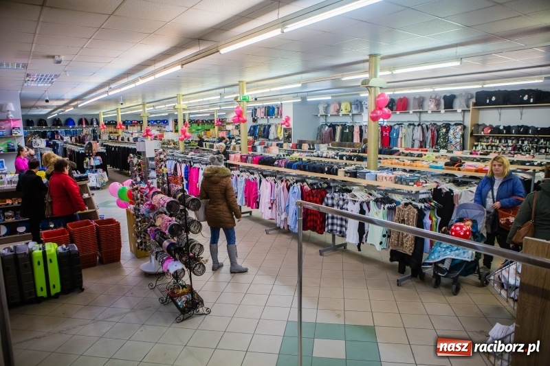 Zdjęcie w galerii na portalu naszraciborz.pl: Wielkie otwarcie Centrum Chińskiego przy ulicy Bosackiej! Do piątku cały asortyment za połowę ceny! wiadomości z regionu