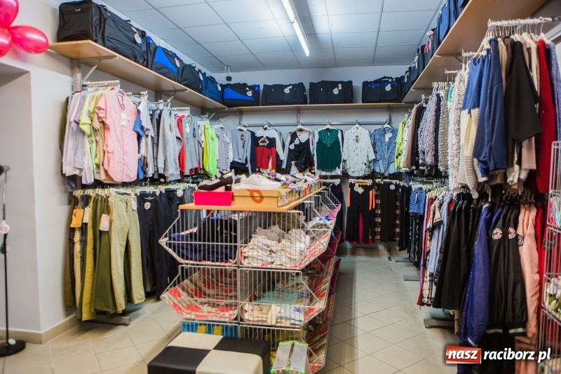 Zdjęcie w galerii na portalu naszraciborz.pl: Wielkie otwarcie Centrum Chińskiego przy ulicy Bosackiej! Do piątku cały asortyment za połowę ceny! wiadomości z regionu