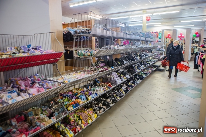 Zdjęcie w galerii na portalu naszraciborz.pl: Wielkie otwarcie Centrum Chińskiego przy ulicy Bosackiej! Do piątku cały asortyment za połowę ceny! wiadomości z regionu