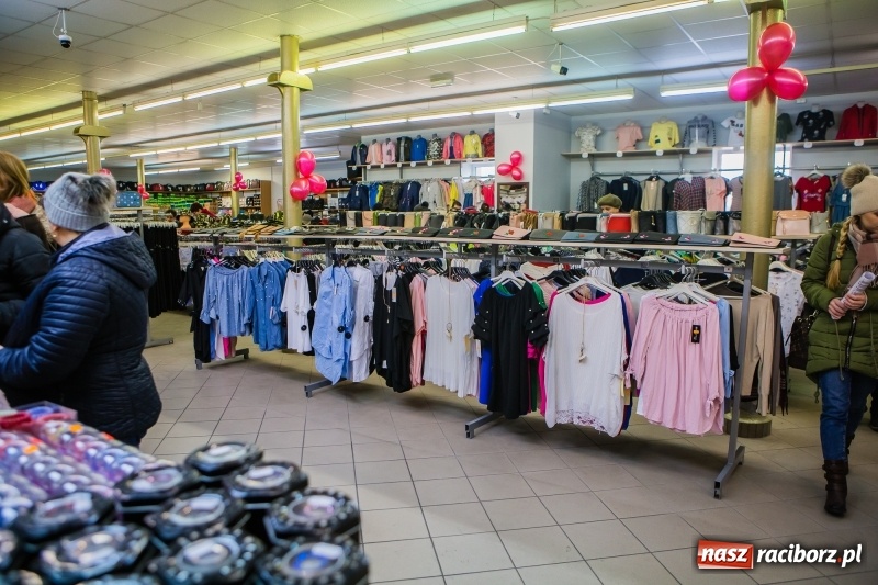 Zdjęcie w galerii na portalu naszraciborz.pl: Wielkie otwarcie Centrum Chińskiego przy ulicy Bosackiej! Do piątku cały asortyment za połowę ceny! wiadomości z regionu