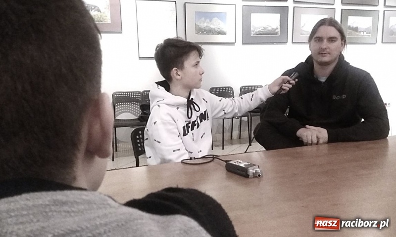 Zdjęcie w galerii na portalu naszraciborz.pl: Wojciech Soroka bohaterem trzeciego odcinka cyklu Racibórz pełen pasji wiadomości z regionu