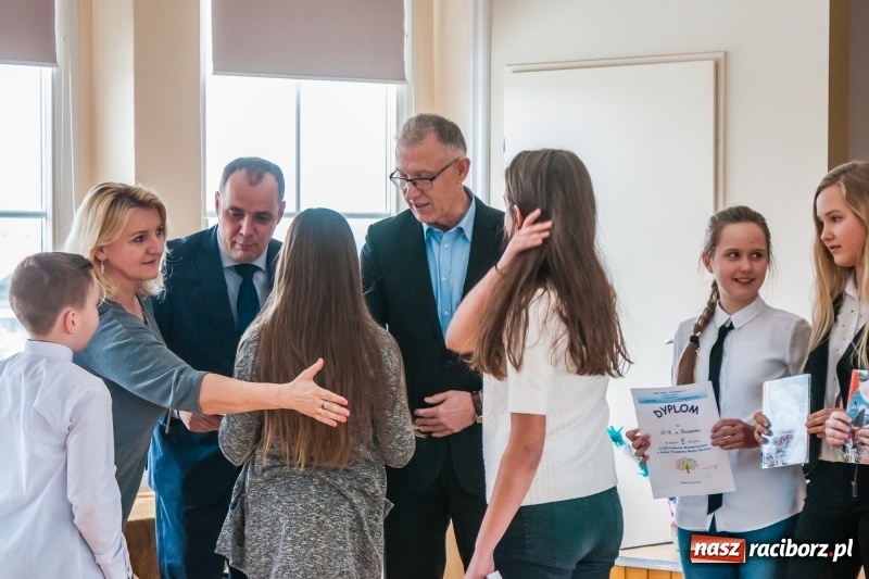 Zdjęcie w galerii na portalu naszraciborz.pl: SP 15 najlepsza w matematycznym konkursie o Puchar Prezydenta  wiadomości z regionu