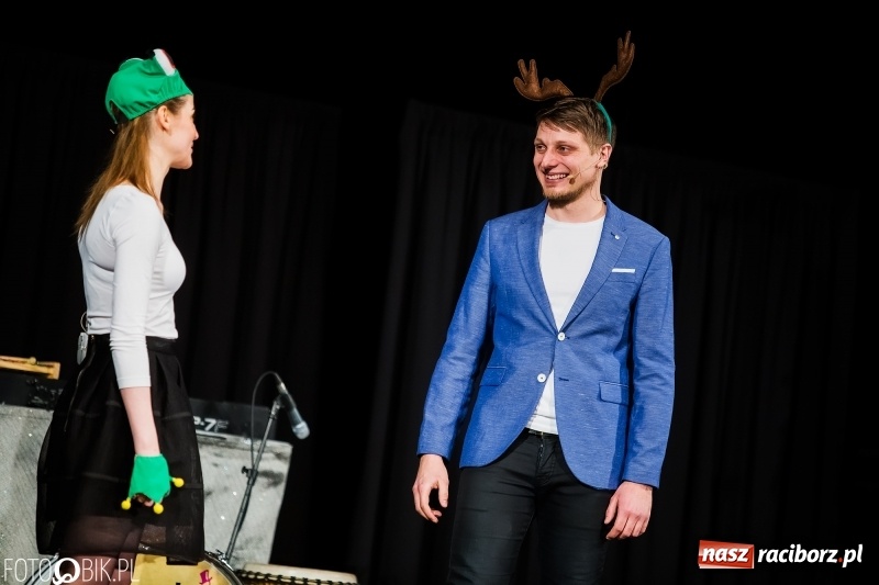 Zdjęcie w galerii na portalu naszraciborz.pl: Kabaret Hrabi wystąpił w Raciborskim Centrum Kultury wiadomości z regionu