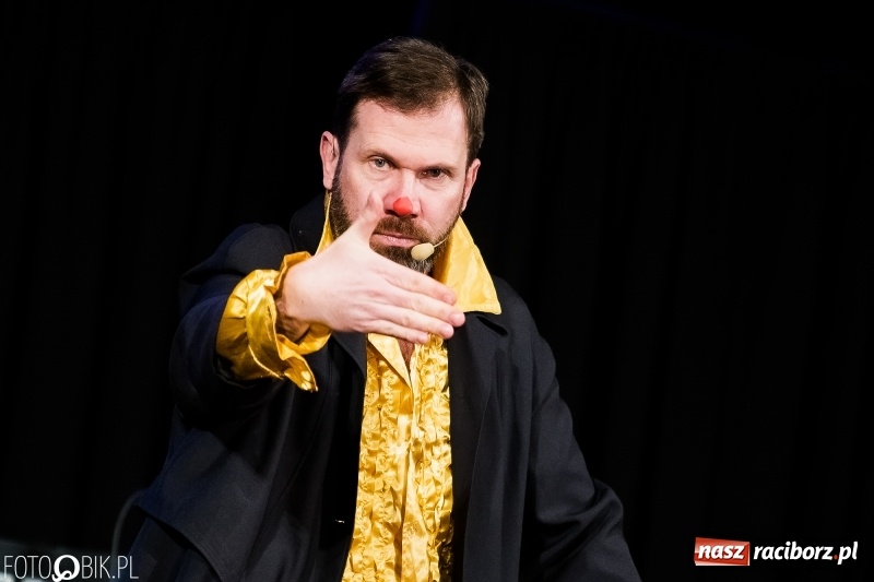 Zdjęcie w galerii na portalu naszraciborz.pl: Kabaret Hrabi wystąpił w Raciborskim Centrum Kultury wiadomości z regionu